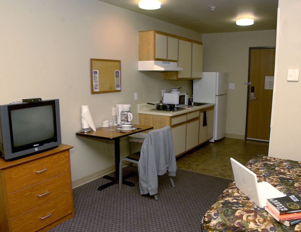 Woodspring Suites Jacksonville Beach Blvd Room photo
