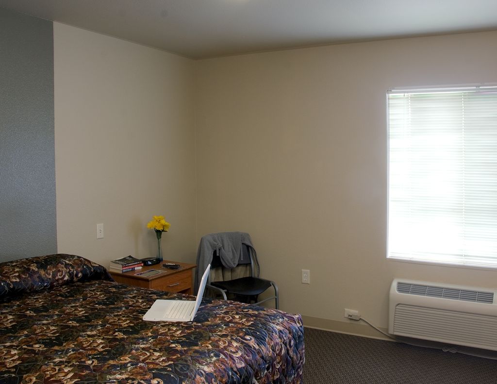 Woodspring Suites Jacksonville Beach Blvd Room photo